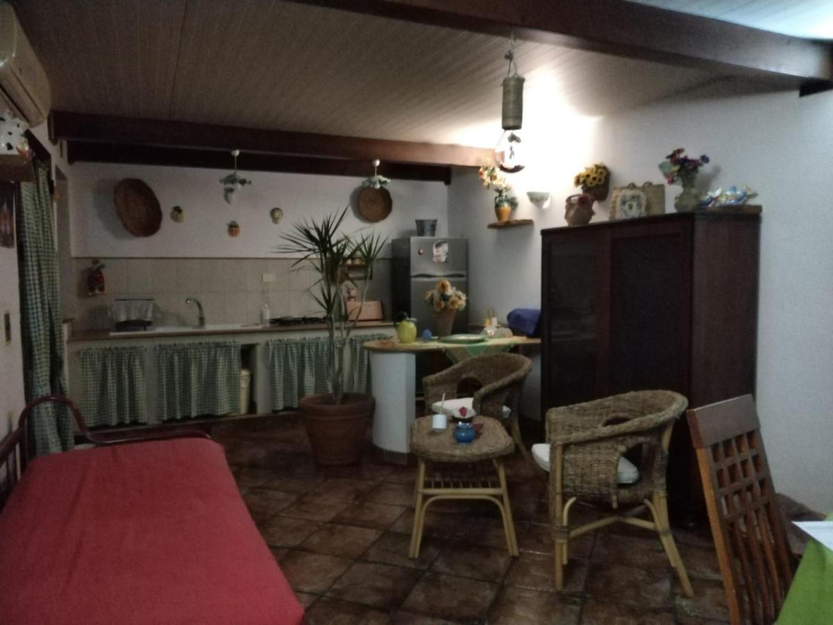 Cornino Casa Vacanze La Dolce Vita كوستوناتشي المظهر الخارجي الصورة