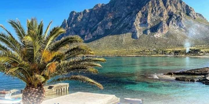 Cornino Casa Vacanze La Dolce Vita كوستوناتشي المظهر الخارجي الصورة